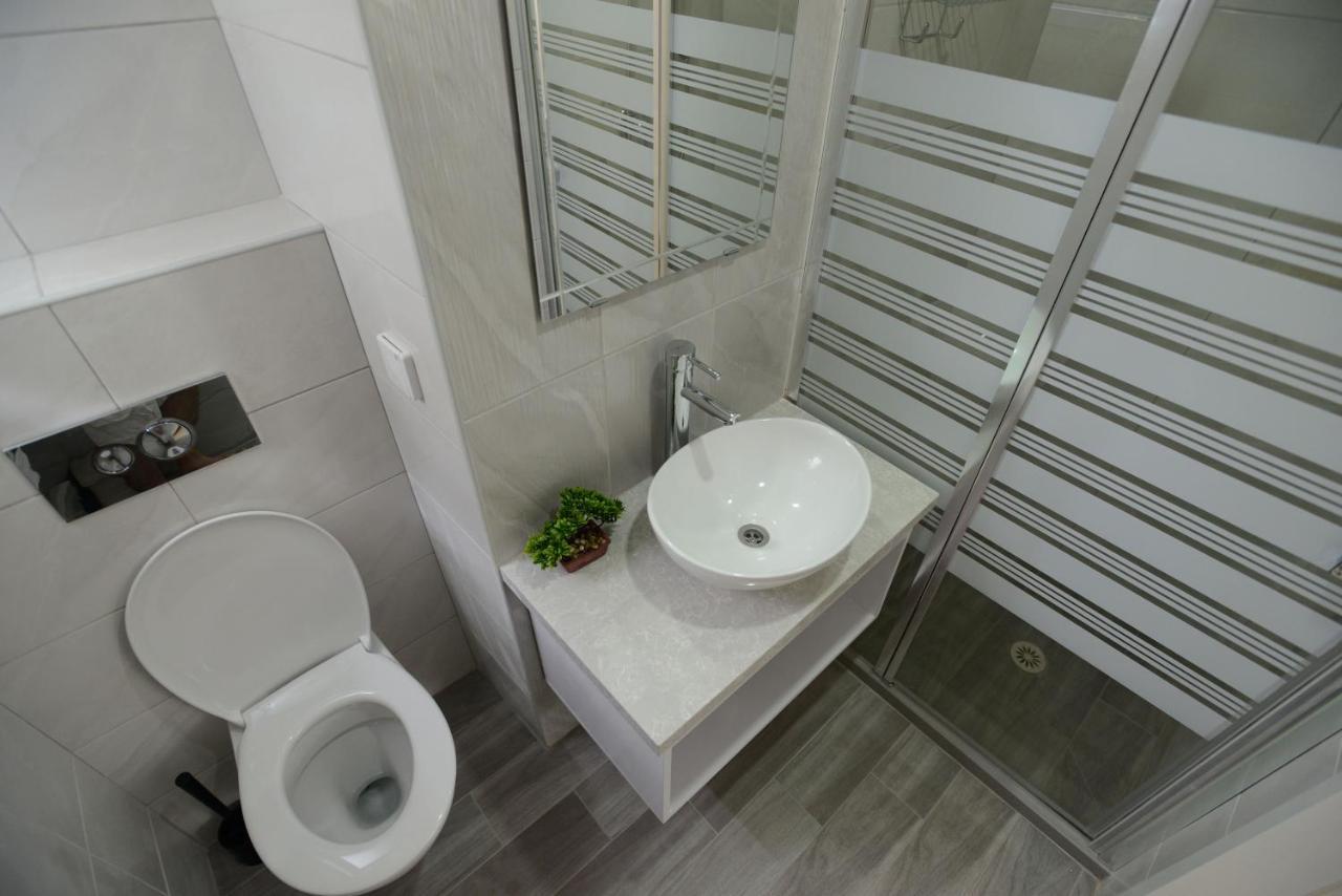 Olga Beach Apartment 28 Хайфа Экстерьер фото